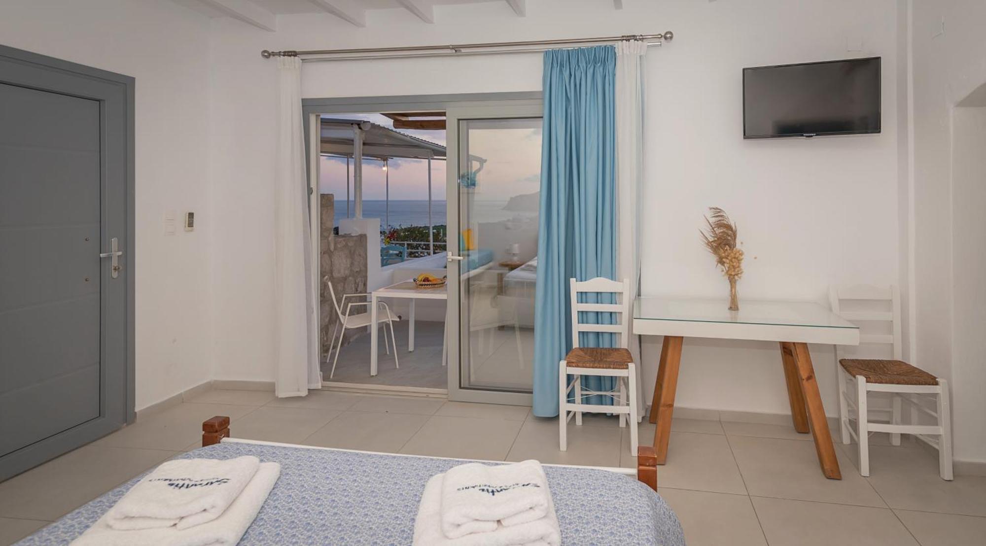 Sarantis Suites & Apartments Provatas Extérieur photo