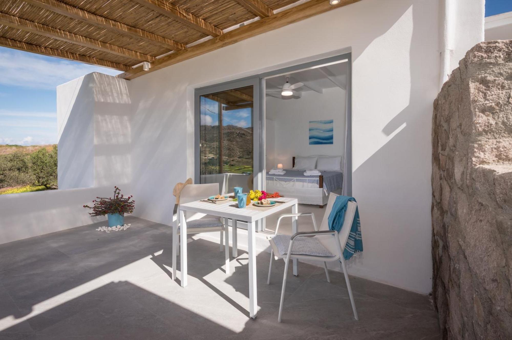 Sarantis Suites & Apartments Provatas Extérieur photo